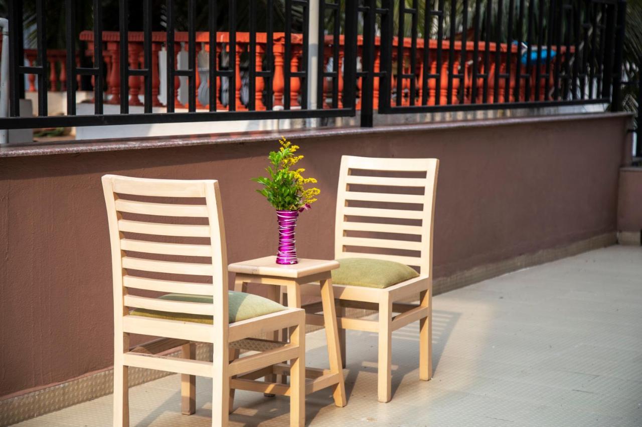 פאנג'י Palm Air By Goa Stays מראה חיצוני תמונה