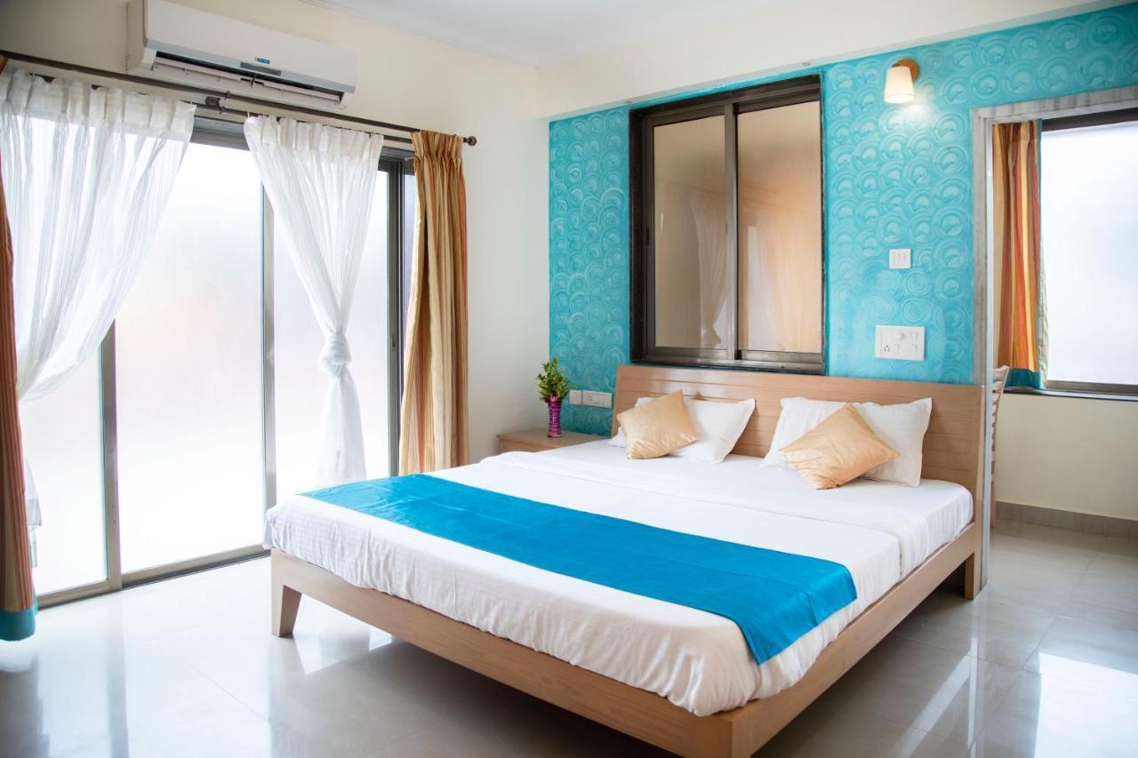 פאנג'י Palm Air By Goa Stays מראה חיצוני תמונה
