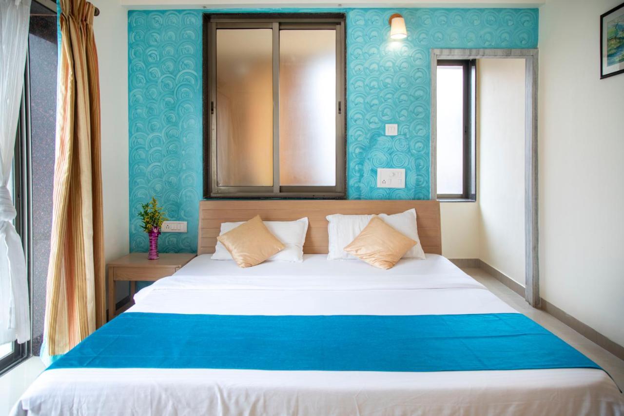פאנג'י Palm Air By Goa Stays מראה חיצוני תמונה