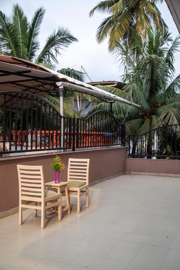פאנג'י Palm Air By Goa Stays מראה חיצוני תמונה